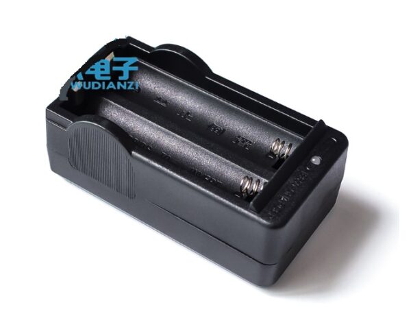 18650 Lithium Battery 3.7V 4.2V Dual Slot Wall Charger